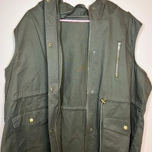 Woman’s short sleeve jacket